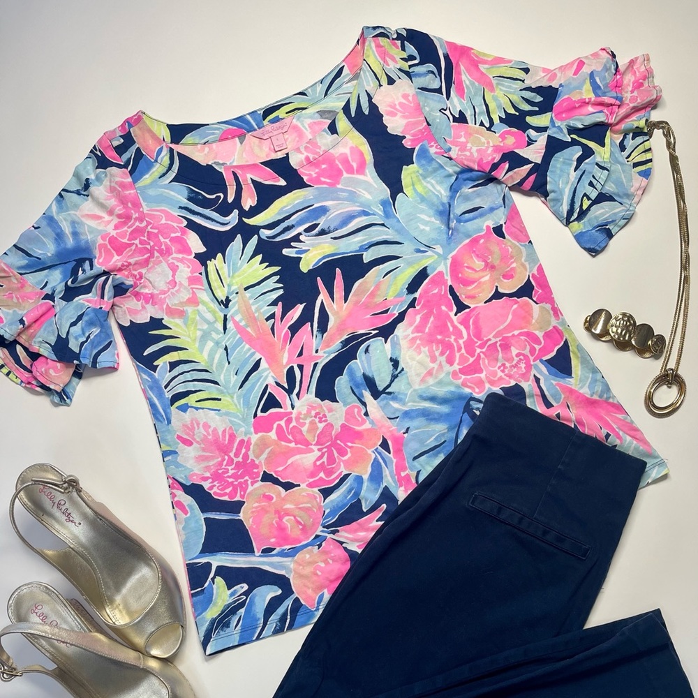 EUC Lilly Pulitzer Lula Bennet Blue Pop Up I Got Lucky Top - Large
